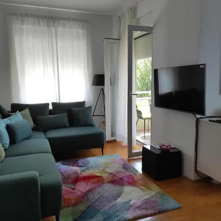 Karolina Apartment
