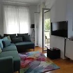 Karolina شقة